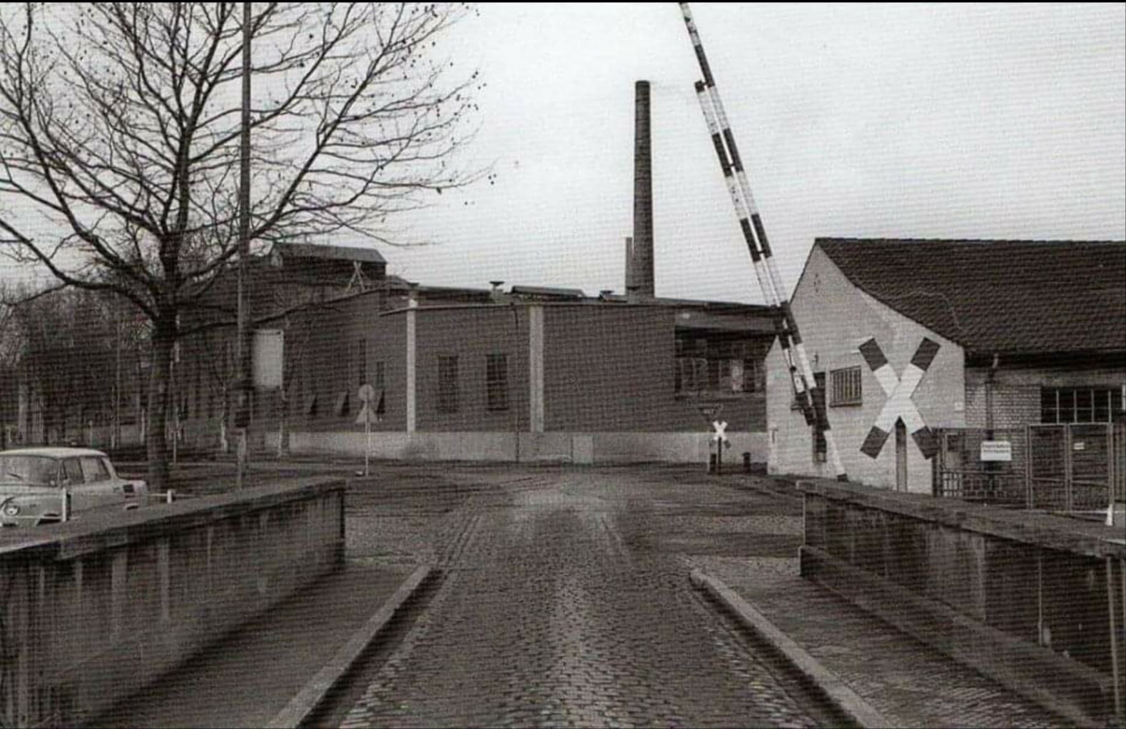Drehbrücke und neue Schneckennudelbrücke