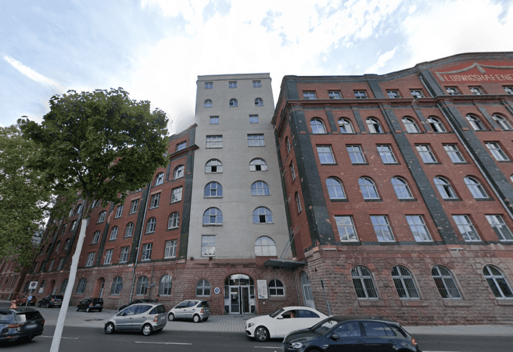 Ludwigshafener Walzmühle direkt am Rhein